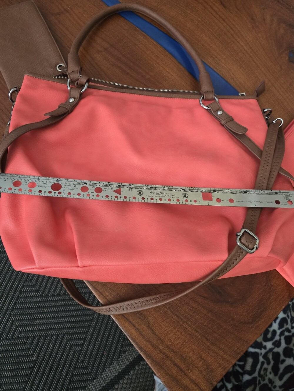 Coral Pink Shoulder Bag & Brown Trim - Classic Everyday Tote 3 In 1 Black Rivet - Picture 16 of 16